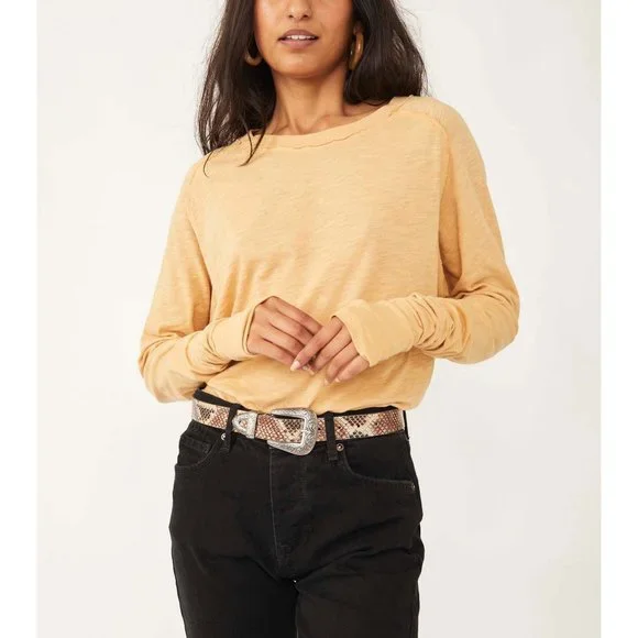 🎉LAST CHANCE🎉 NWT Free People Arden Tee / Velvet Sand - Picture 1 of 6